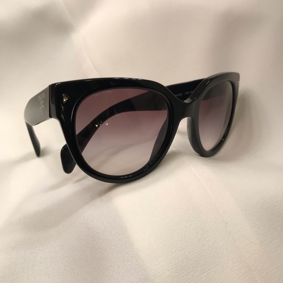 Prada glasses - Picture 3 of 8